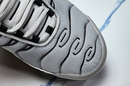 Air Max Plus TN – Wolf Grey